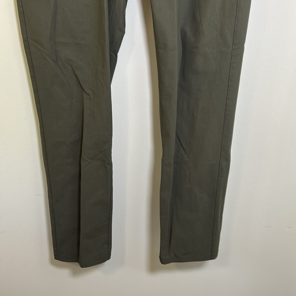 VUORI Meta Pant Athletic Slim Fit 32 inch Olive Green Stretch Sz 34 x 32 - Picture 6 of 15